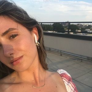 Meet your Posher, Zoe